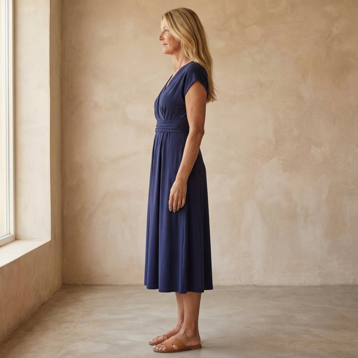 ILIANA - STYLISH V-NECK DRESS