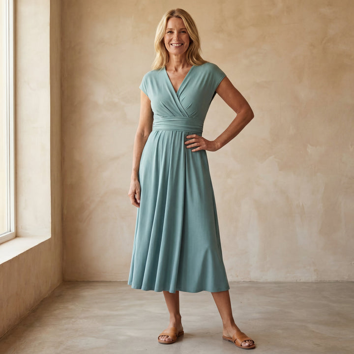 ILIANA - STYLISH V-NECK DRESS