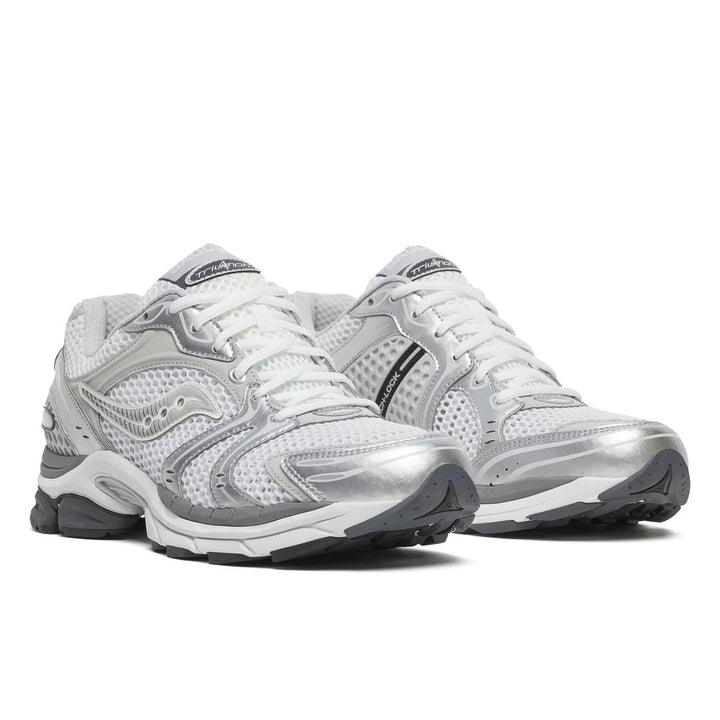 Saucony | ProGrid Triumph 4
