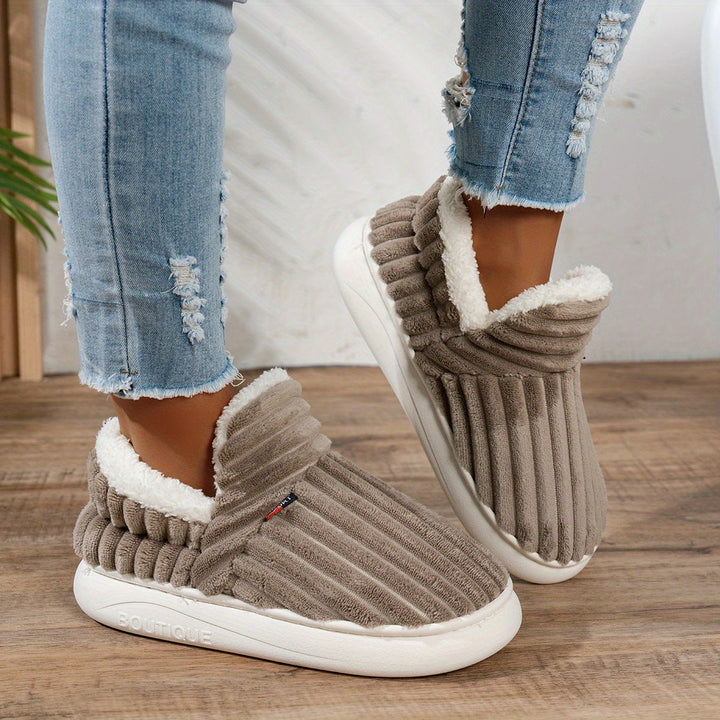 Molly | Plush Indoor–Outdoor Slippers