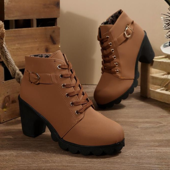 Zyrah | Orthopedic Boots