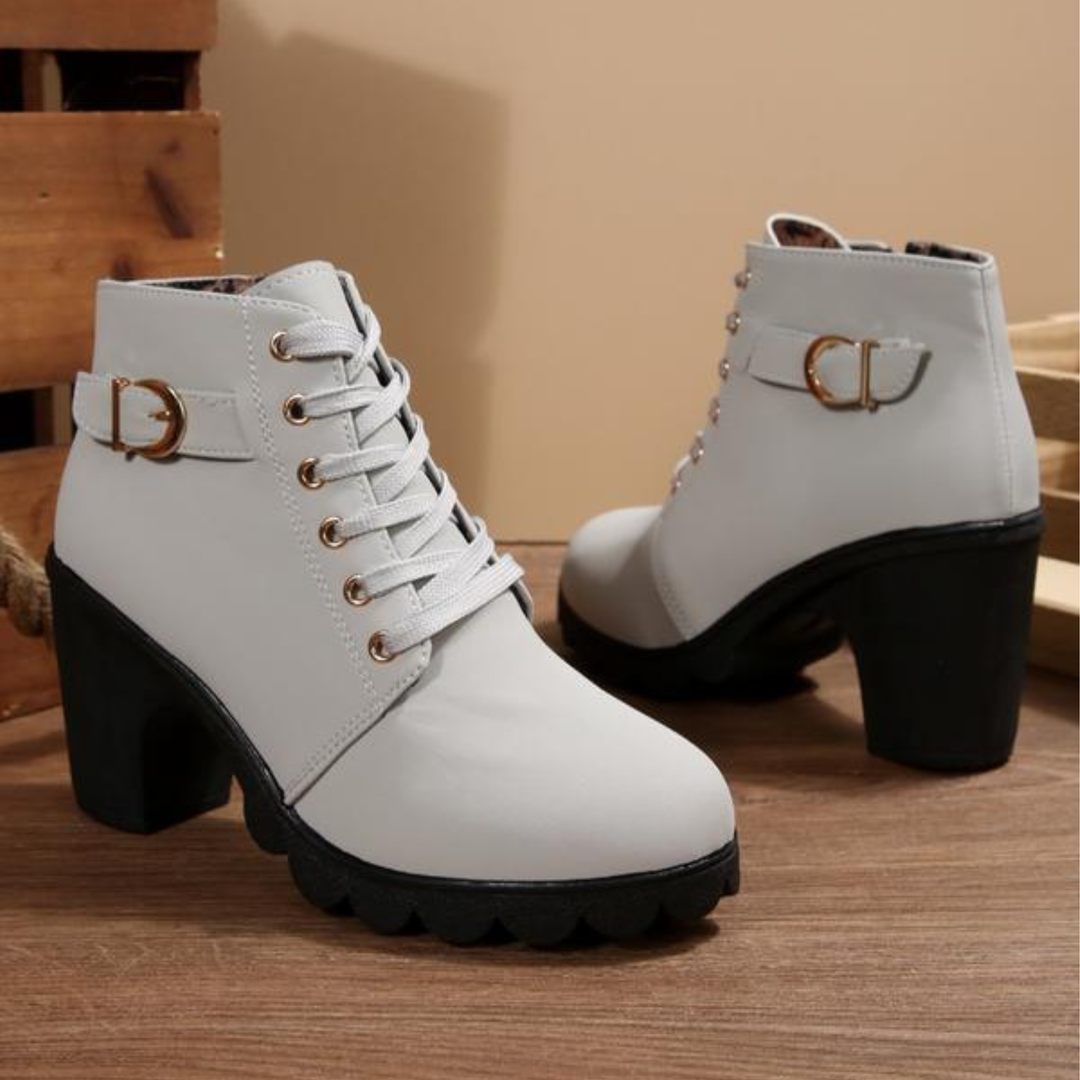 Zyrah | Orthopedic Boots