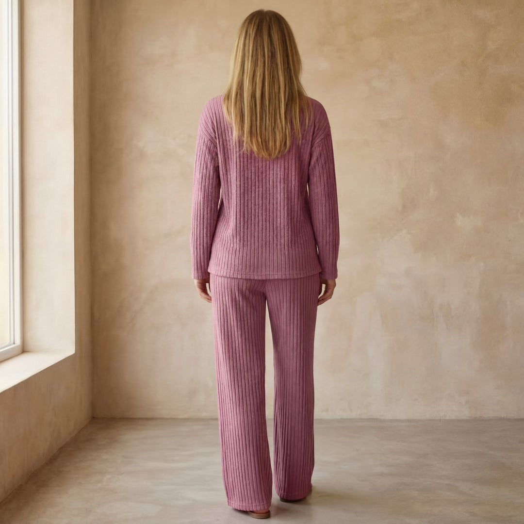 MANDARA - KNITTED LOUNGE SET