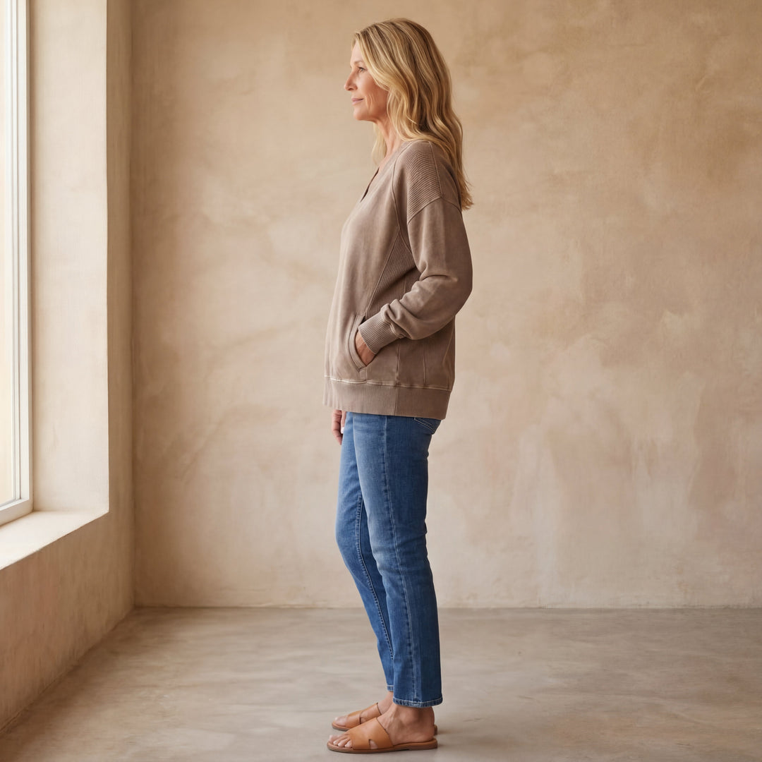 VIOLA - Ribbed Accent Pocketed Pullover