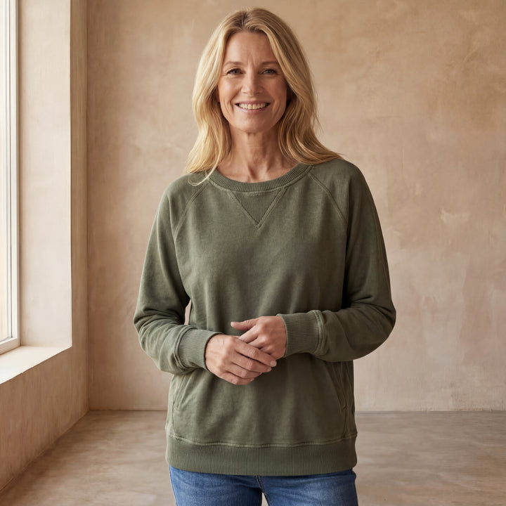 VIOLA - Ribbed Accent Pocketed Pullover