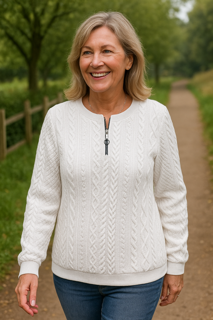 Nestelle | Cable Zip Knit