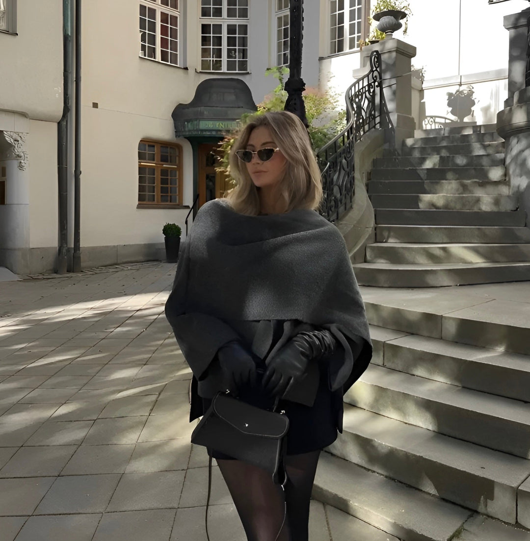 Noya | Chic Cape Coat