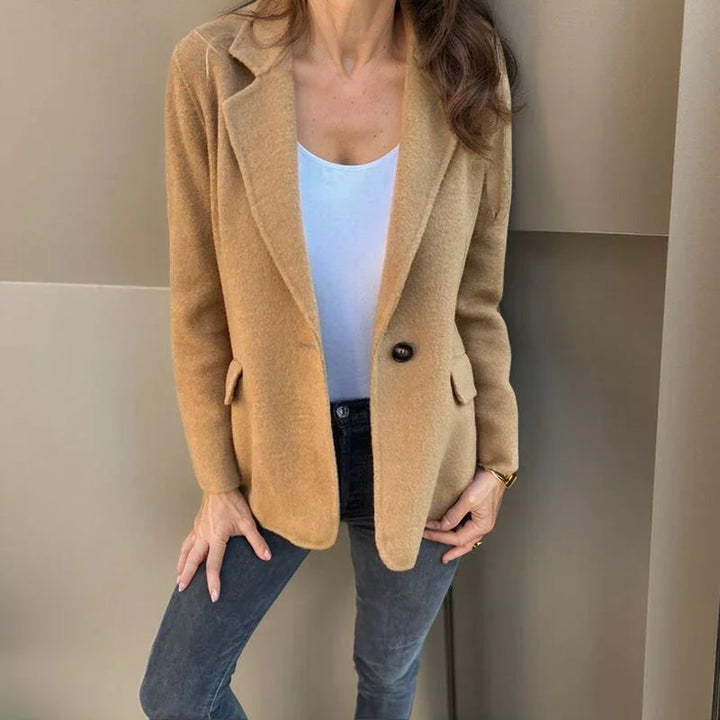 Madeleine | Blazer in Premium Fabric