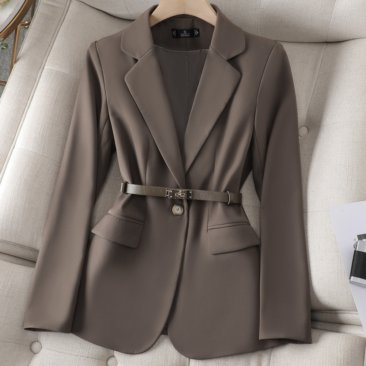 Rive | Elegant Fitted Blazer for Women