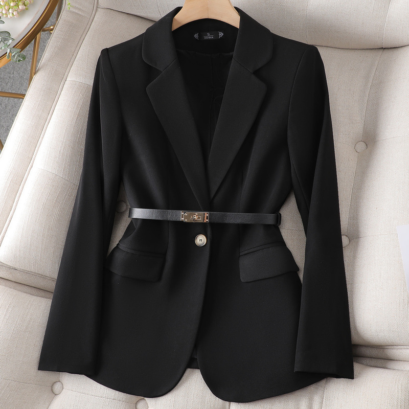 Rive | Elegant Fitted Blazer for Women