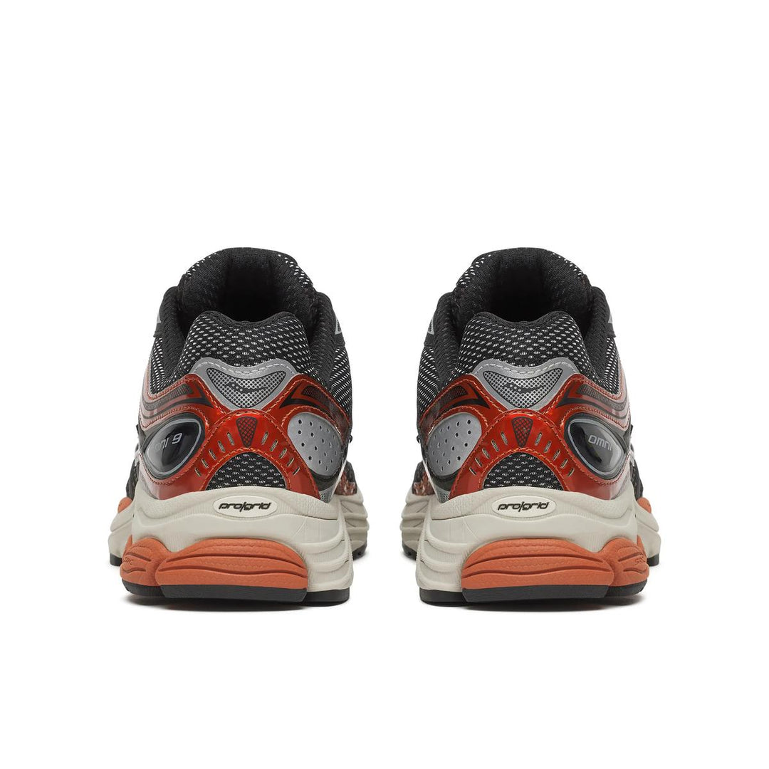Saucony | ProGrid Omni 9