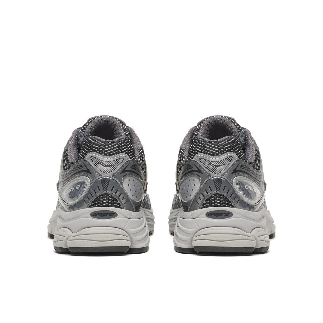 Saucony | ProGrid Omni 9