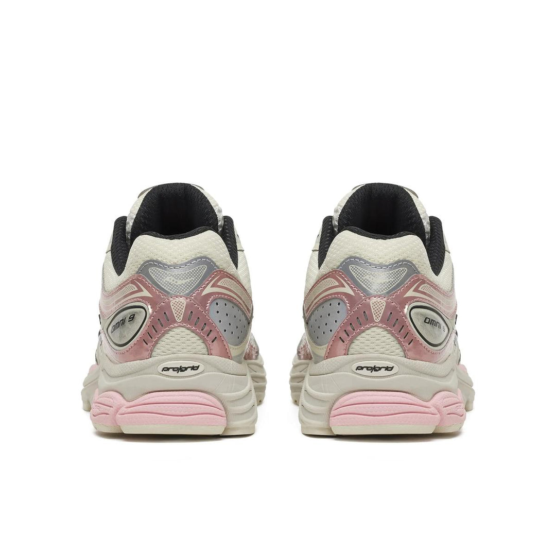Saucony | ProGrid Omni 9