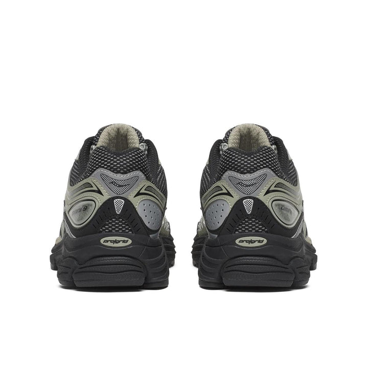 Saucony | ProGrid Omni 9