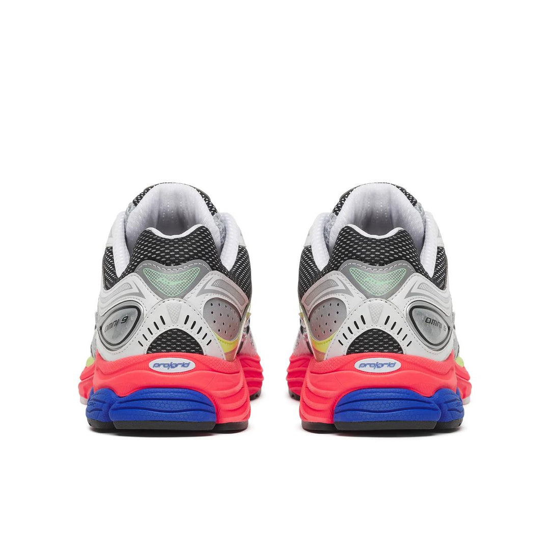 Saucony | ProGrid Omni 9