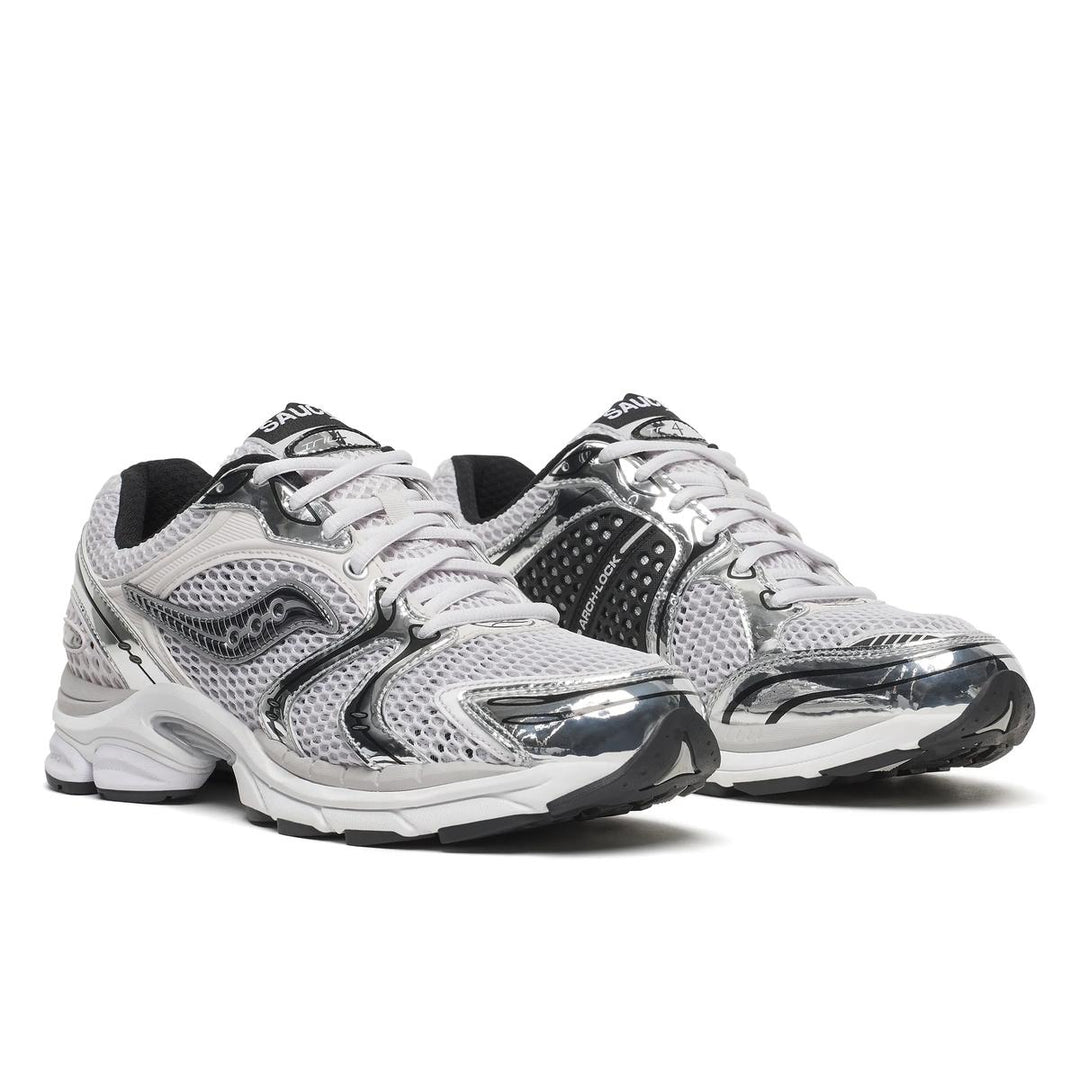 Saucony | ProGrid Triumph 4