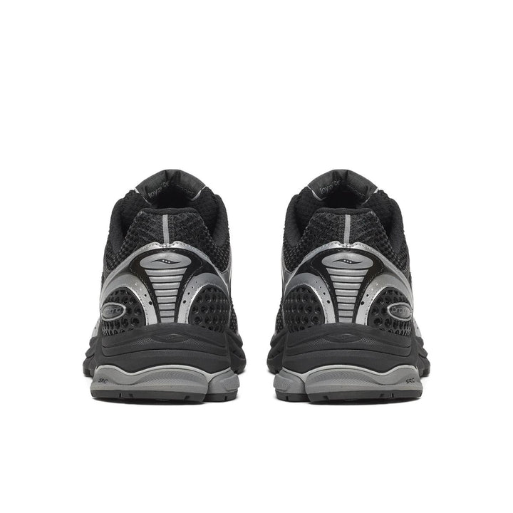 Saucony | ProGrid Triumph 4